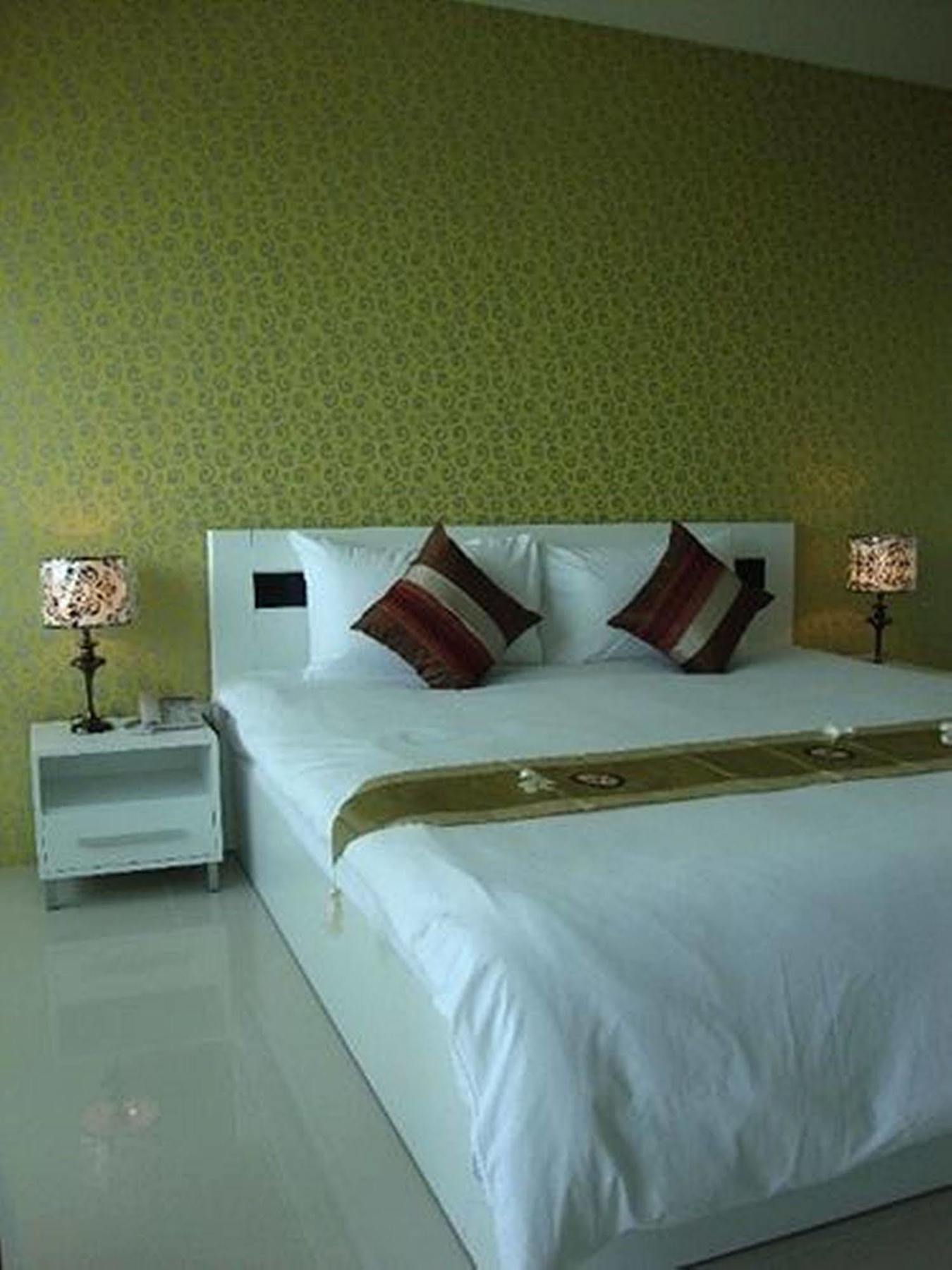 Grand Residence Jomtien Exterior foto